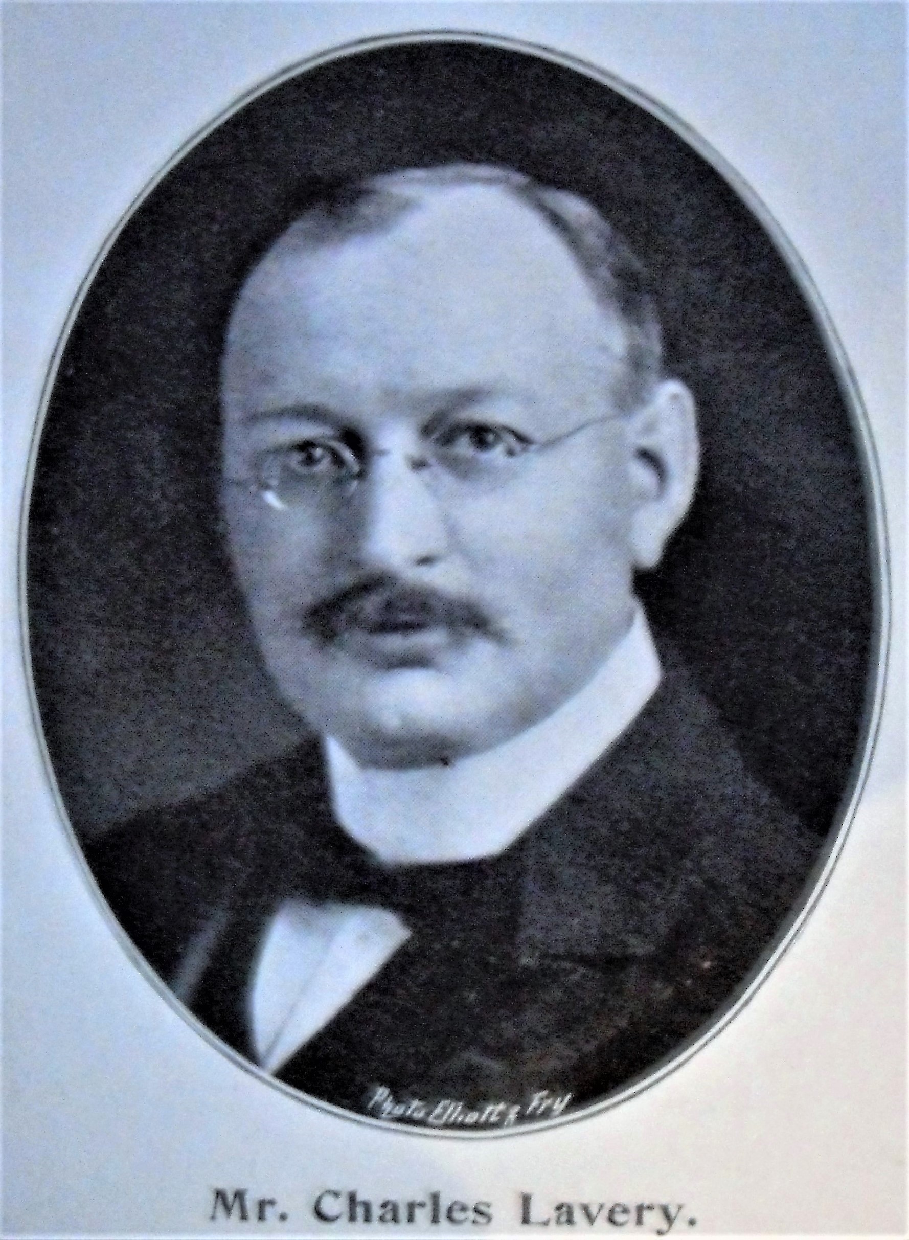 VLUU L100, M100  / Samsung L100, M100