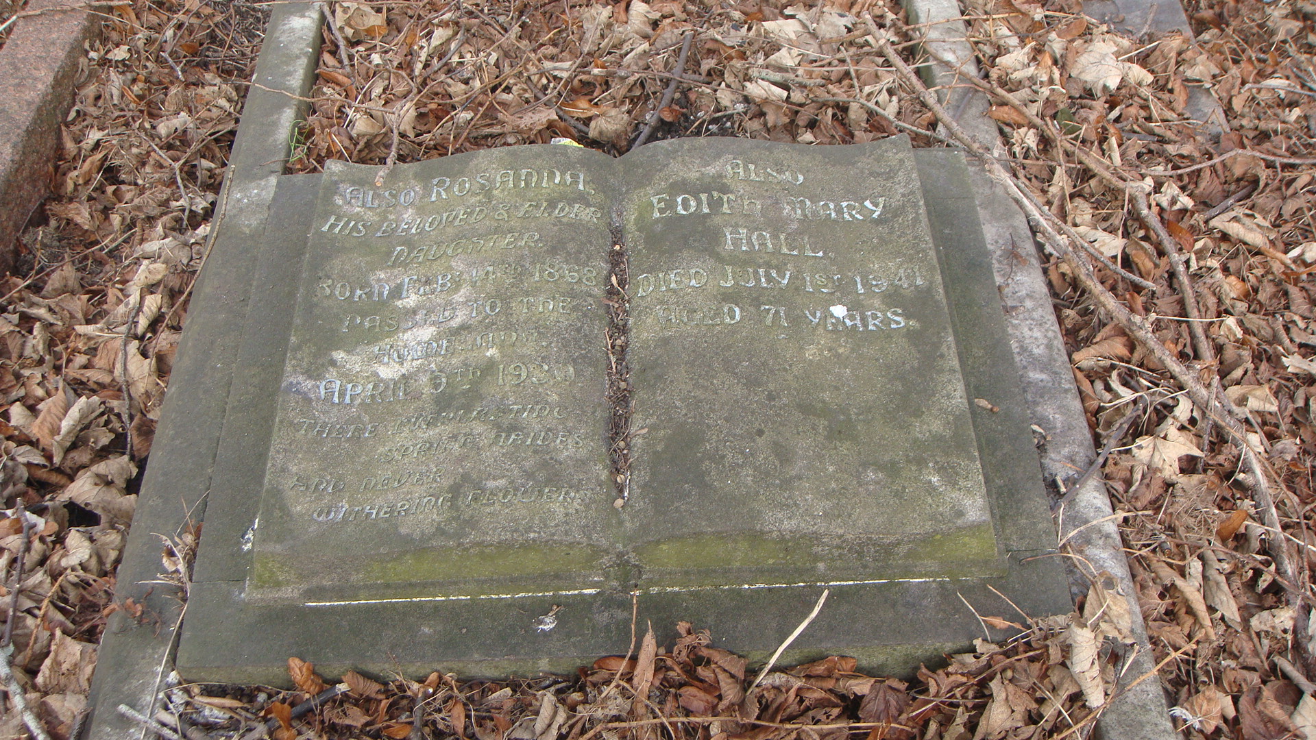 Edith Cemetery The Rev George Hunter and his daughter Edith – Radnor Street Cemetery